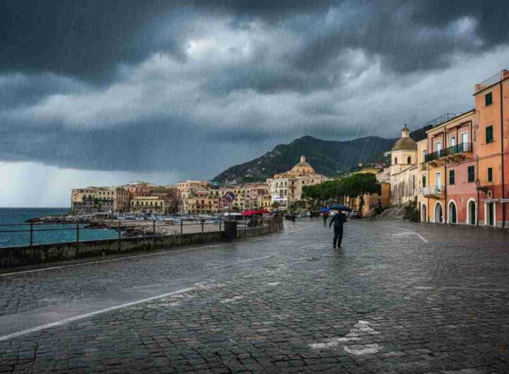 Allerta meteo arancione e gialla: temporali in arrivo domani, scopri le regioni a rischio