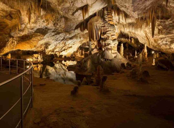 Dichiarazioni d'amore tra le meraviglie delle Grotte di Pertosa per San Valentino